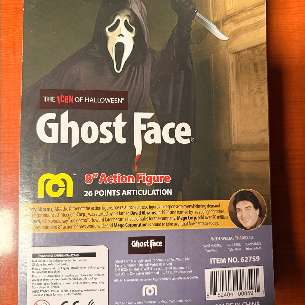 Ghost Face Figure - Picture 2 of 3